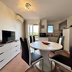 Les Issambres 3 Pieces, 4 Pers, Piscine, Clim, Parking - Fr-1-226-548 Apartamento *